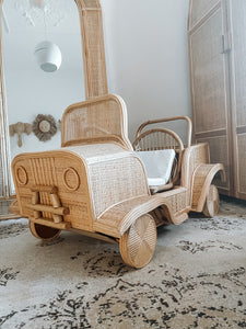 Safari Kids Rattan Jeep